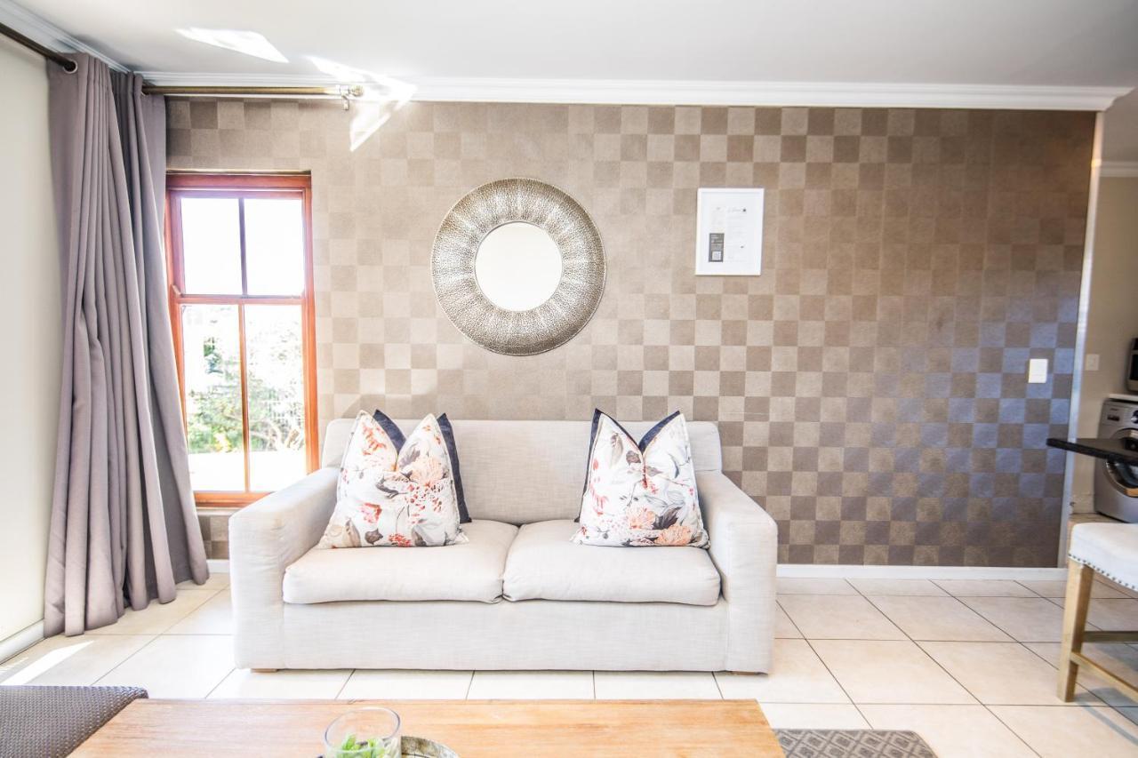 Ferienwohnung Six Whale Rock Gardens Plettenberg Bay Exterior foto