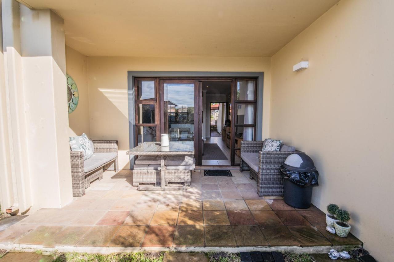 Ferienwohnung Six Whale Rock Gardens Plettenberg Bay Exterior foto
