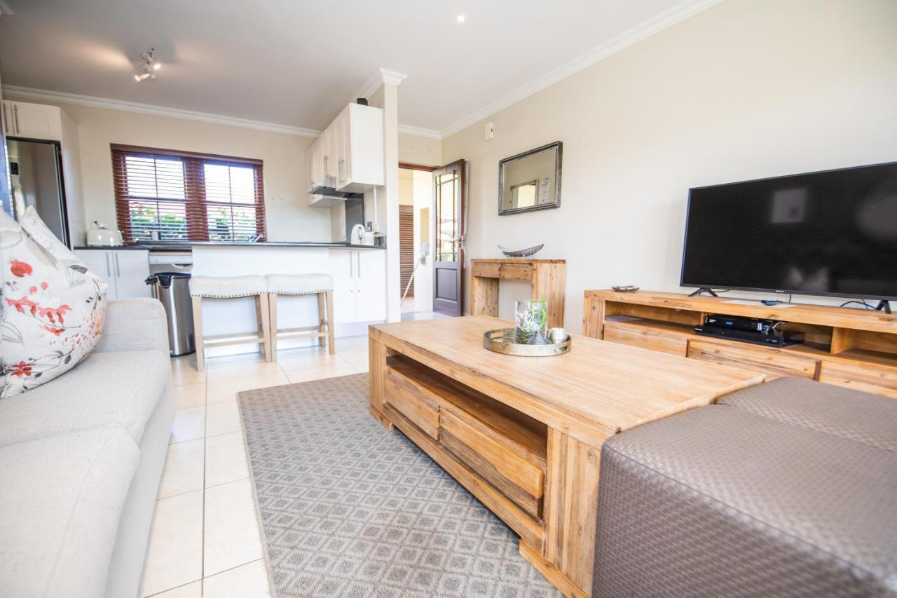 Ferienwohnung Six Whale Rock Gardens Plettenberg Bay Exterior foto