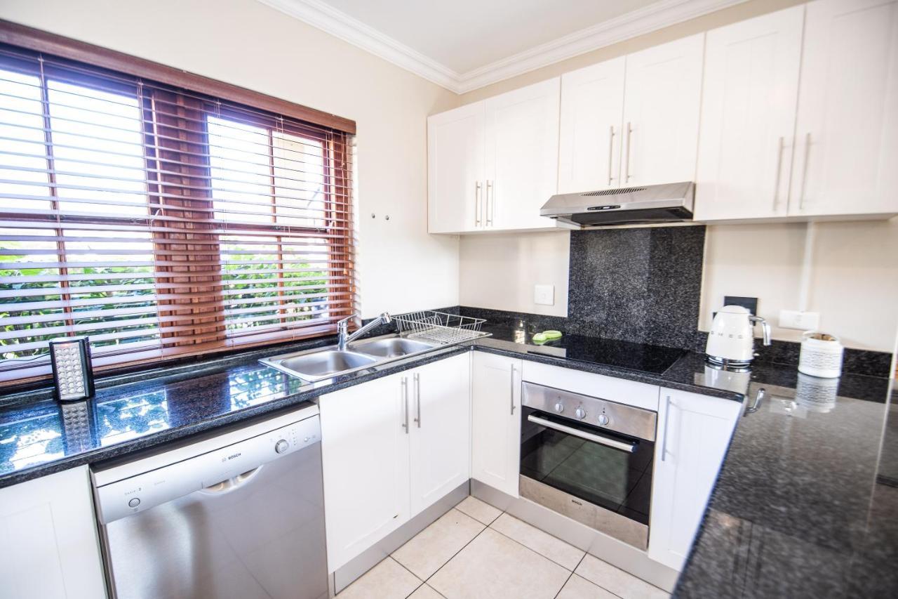 Ferienwohnung Six Whale Rock Gardens Plettenberg Bay Exterior foto