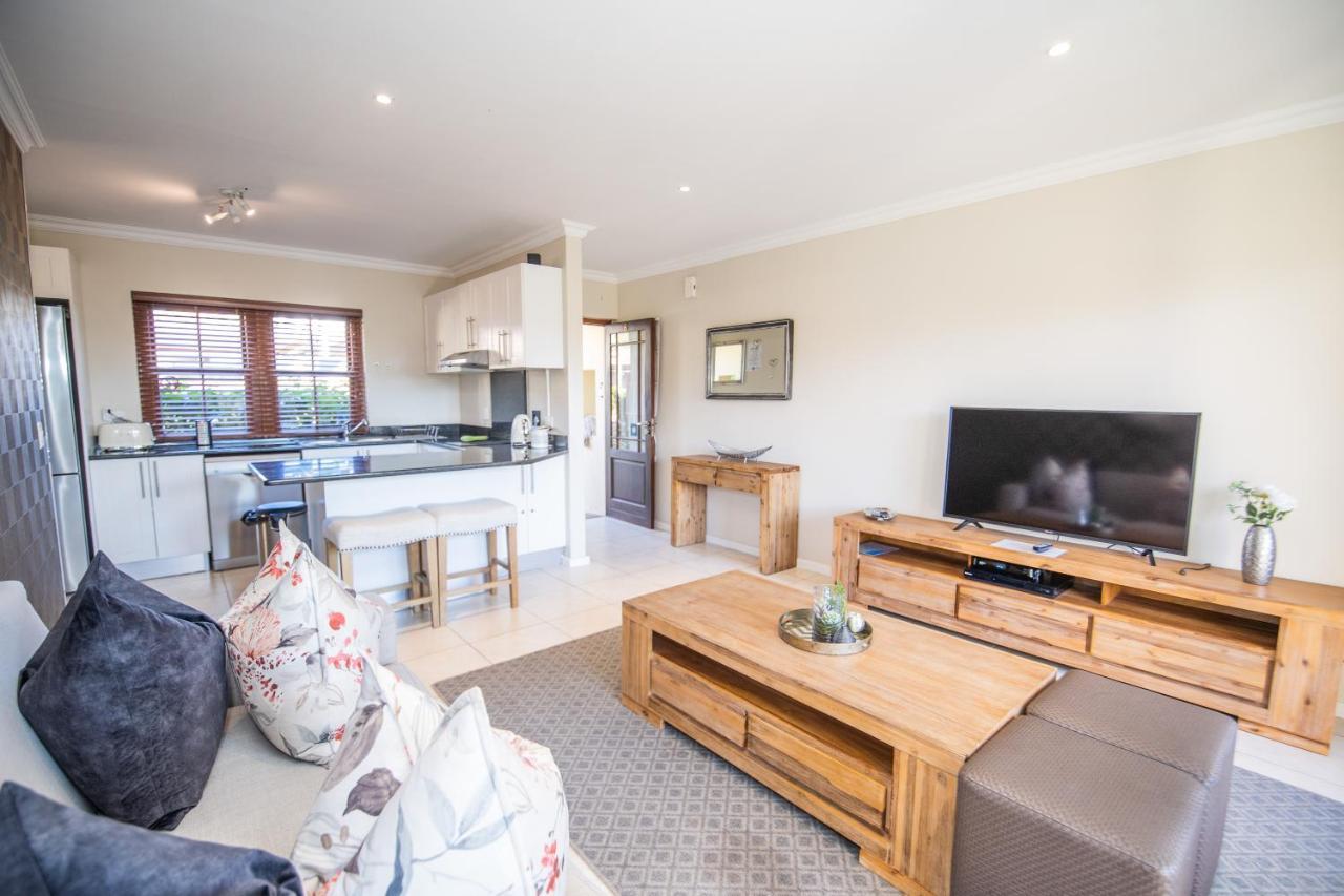 Ferienwohnung Six Whale Rock Gardens Plettenberg Bay Exterior foto