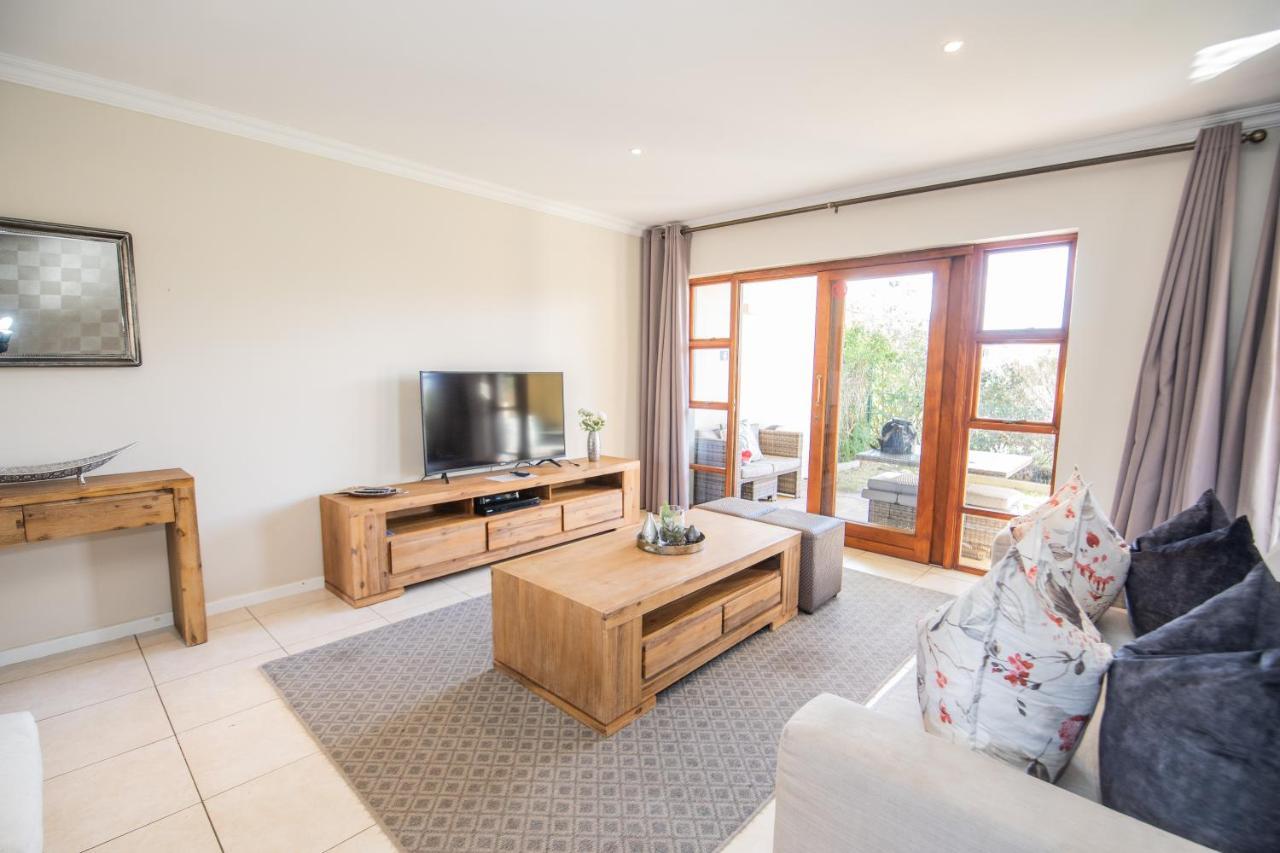 Ferienwohnung Six Whale Rock Gardens Plettenberg Bay Exterior foto